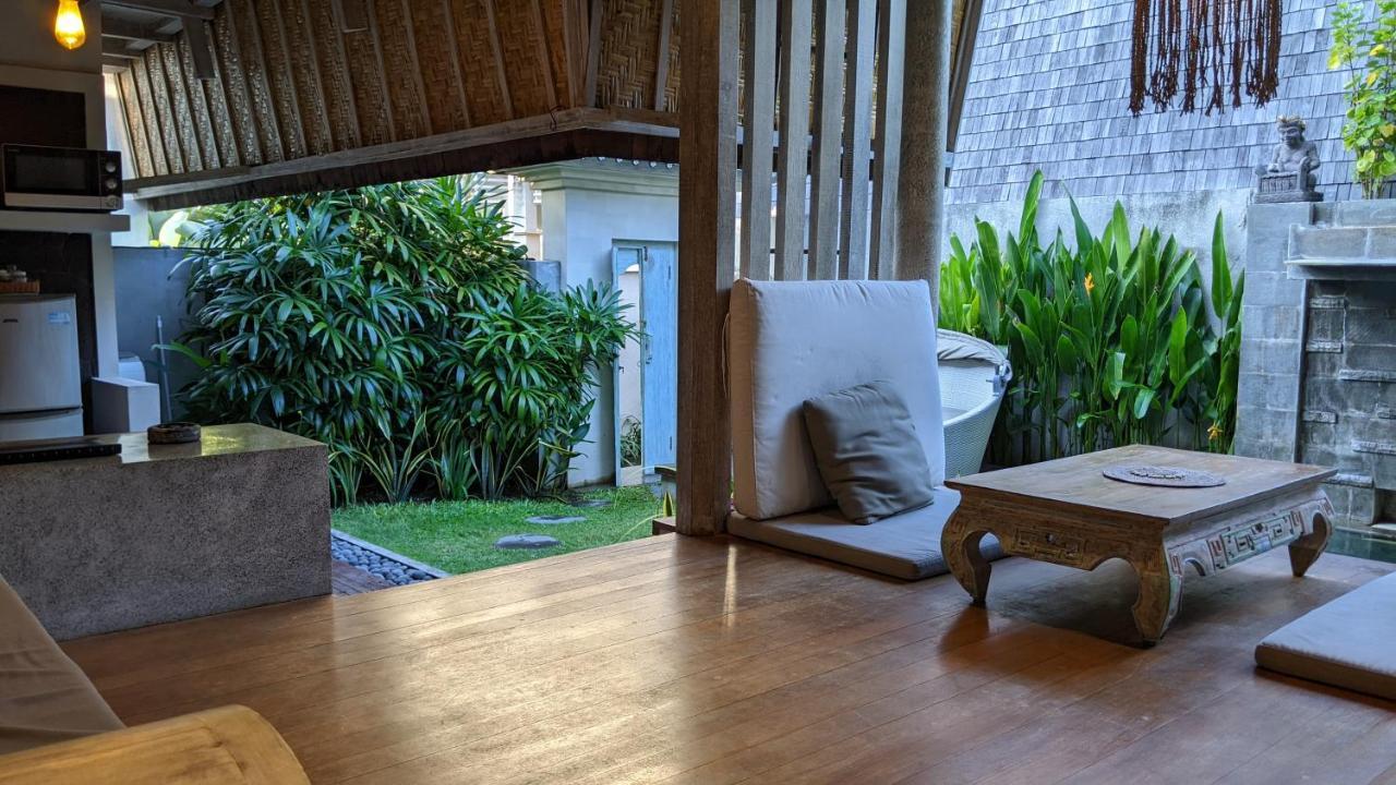 Villa Made West Seminyak  Bagian luar foto