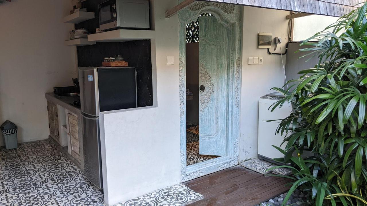 Villa Made West Seminyak  Bagian luar foto