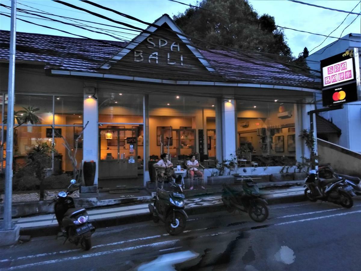 Villa Made West Seminyak  Bagian luar foto