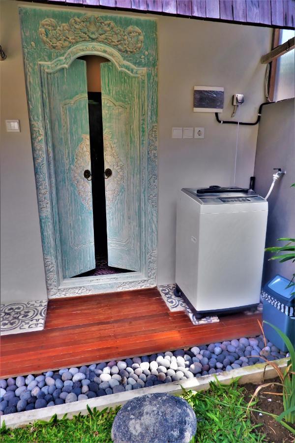 Villa Made West Seminyak  Bagian luar foto